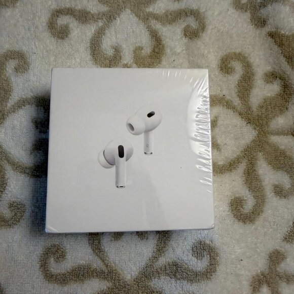 *BEST OFFER* Airpods Pro 2nd Gen - Picture 1 of 5
